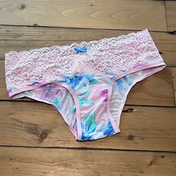 Hollister Panties XS NWT - Picture 1 of 3